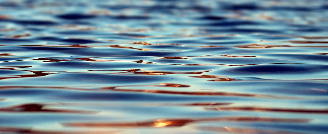 lake, cool backgrounds, 4k wallpaper, 4k wallpaper 1920x1080, water, wave, mac wallpaper, laptop wallpaper, nature, wallpaper 4k, mirroring, wallpaper hd, background, surface, desktop backgrounds, windows wallpaper, beautiful wallpaper, hd wallpaper, water surface, free wallpaper, free background, close up, full hd wallpaper, open water
